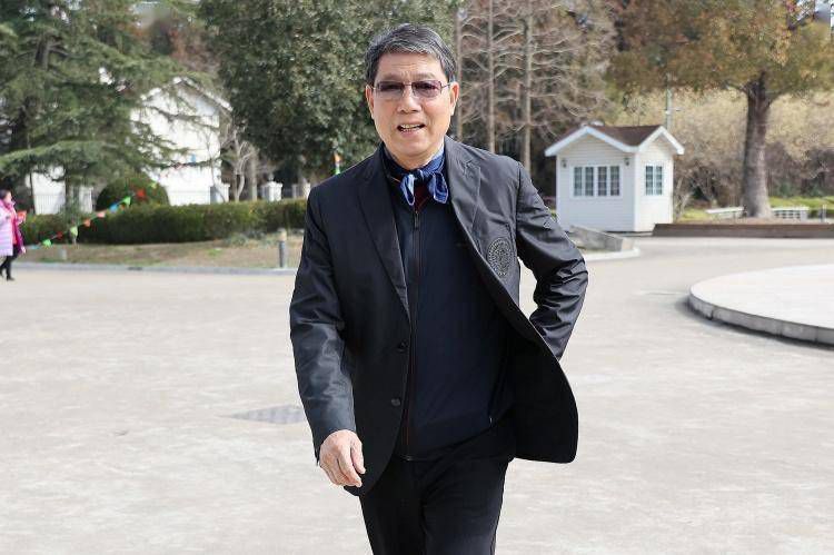 电影由宁浩监制，申奥导演，张艺兴、金晨、咏梅、王传君领衔主演，王大陆、周也特别出演，孙阳、邓萃雯主演，将于8月11日全国上映